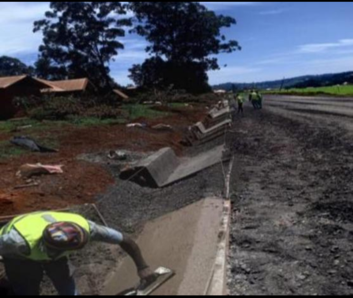 Bitumage de la route Kumbo–Ndu (39 km) : la construction des ouvrages hydrauliques s’intensifie screenshot 20260518 173308
