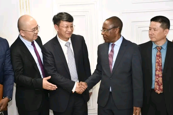 Coopération minière : le Cameroun et une entreprise chinoise explorent de nouvelles perspectives d’investissement 1783535795459