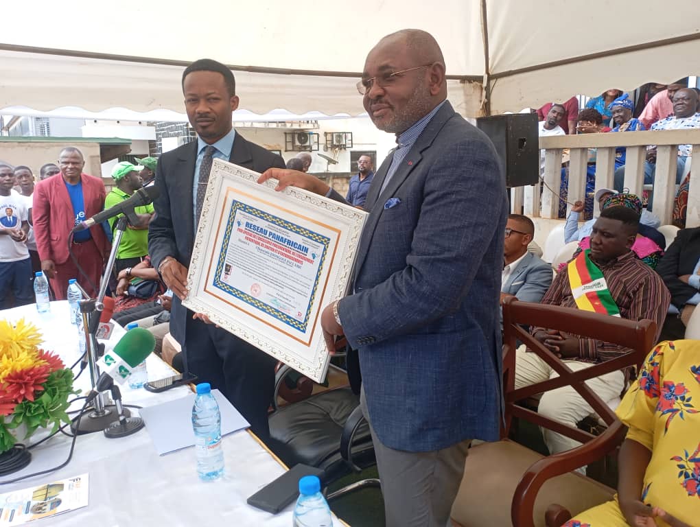 Yaoundé II : la « Rentrée solidaire et d’excellence » mise sur l’éducation et l’accompagnement des familles img 20260916 wa0002
