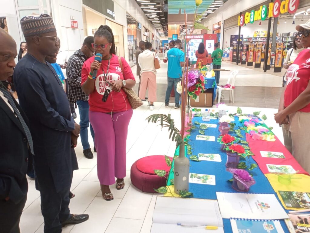 World Cleanup Day 2026 : CFAO Consumer mobilise contre les déchets plastiques au Cameroun img 20260918 wa0003